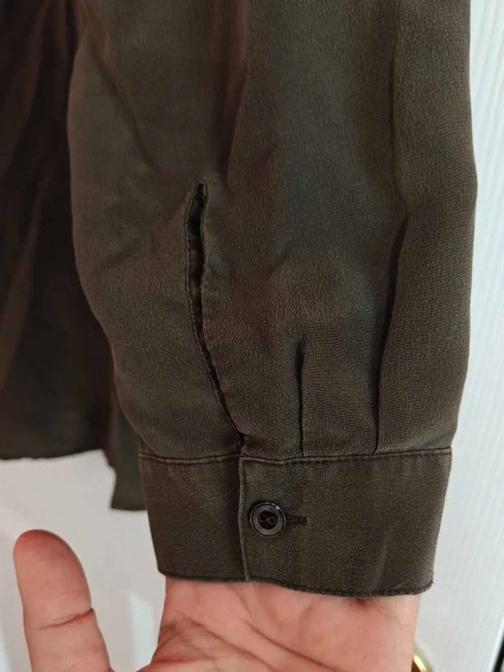 EILEEN FISHER Olive Green Silk Button Front Tunic Blouse Shirt Size Medium